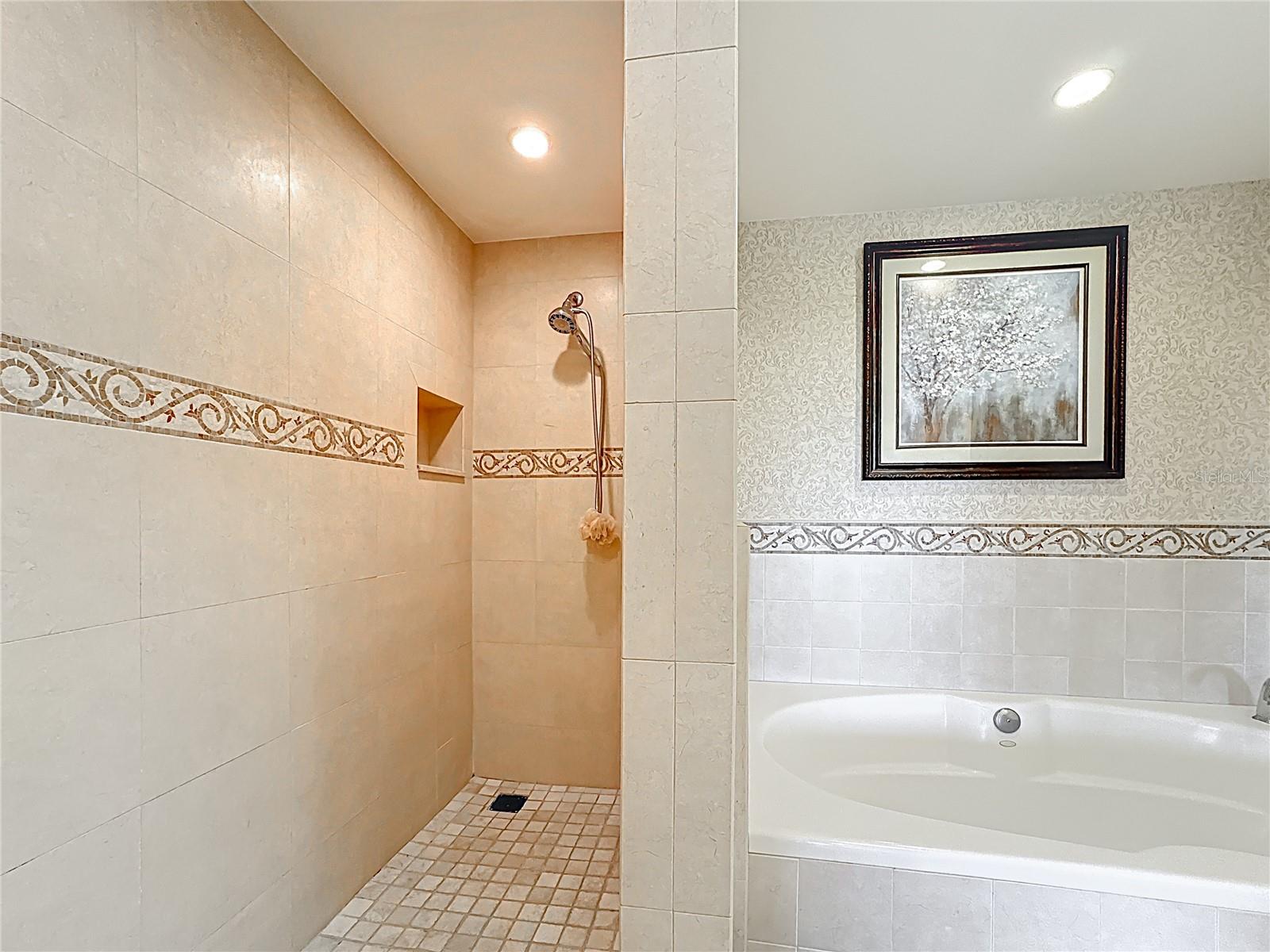 7593 GATHERING DR #203, REUNION, FL, 34747