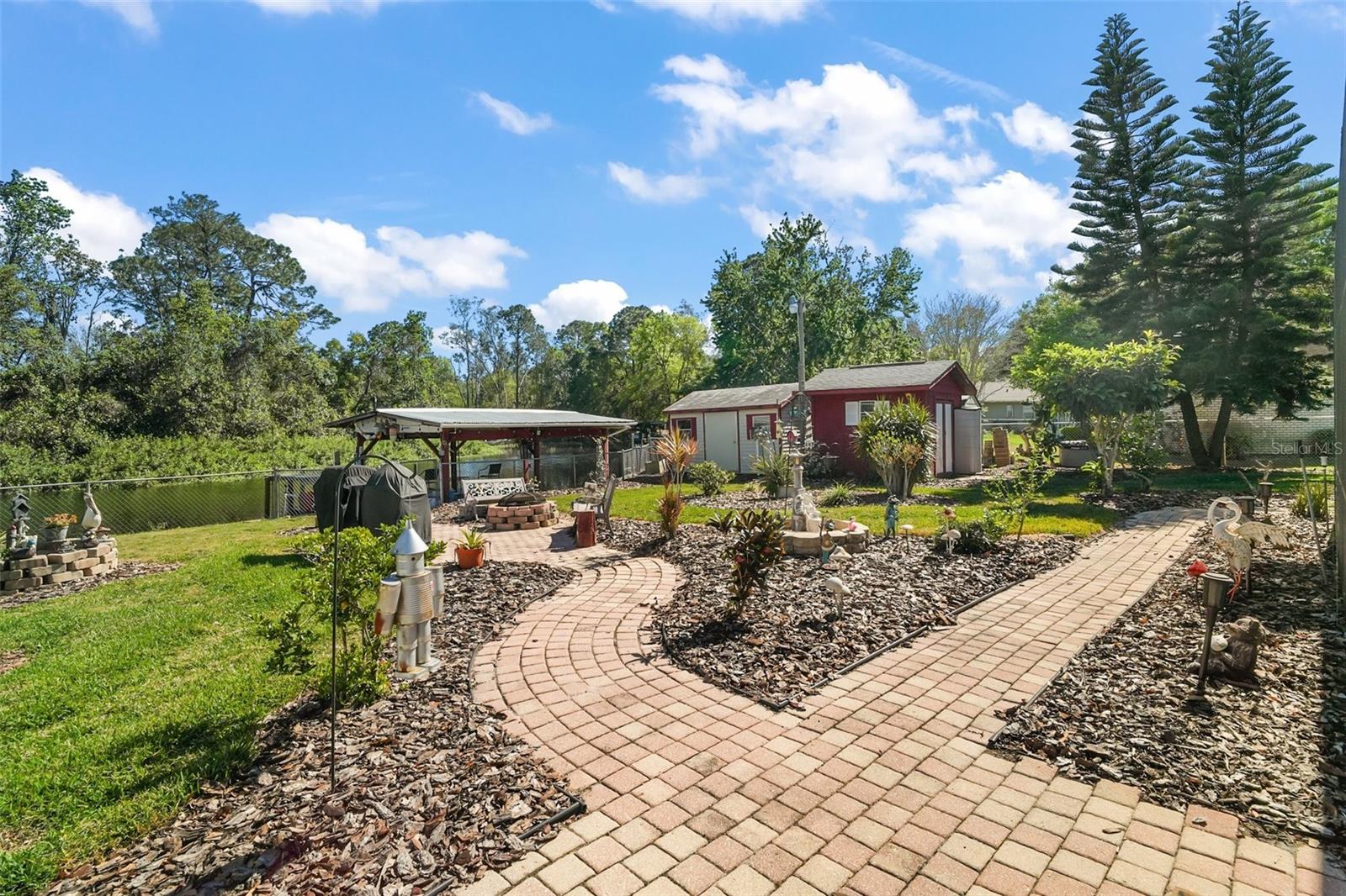 28416 TAMMI DR, TAVARES, FL, 32778