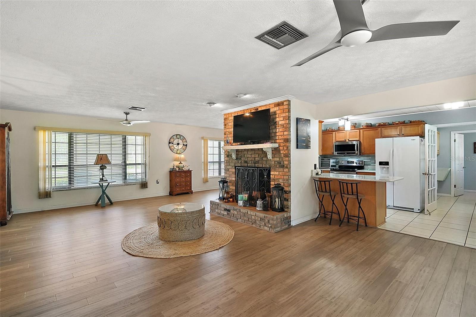 28416 TAMMI DR, TAVARES, FL, 32778