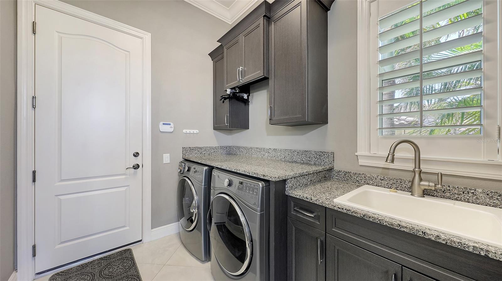 551 RANGER LN, LONGBOAT KEY, FL, 34228