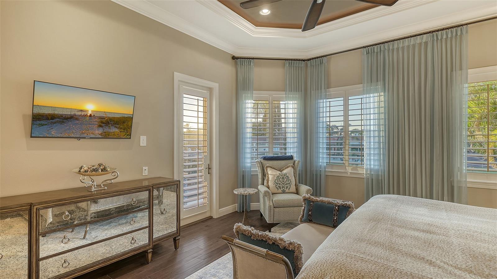 551 RANGER LN, LONGBOAT KEY, FL, 34228