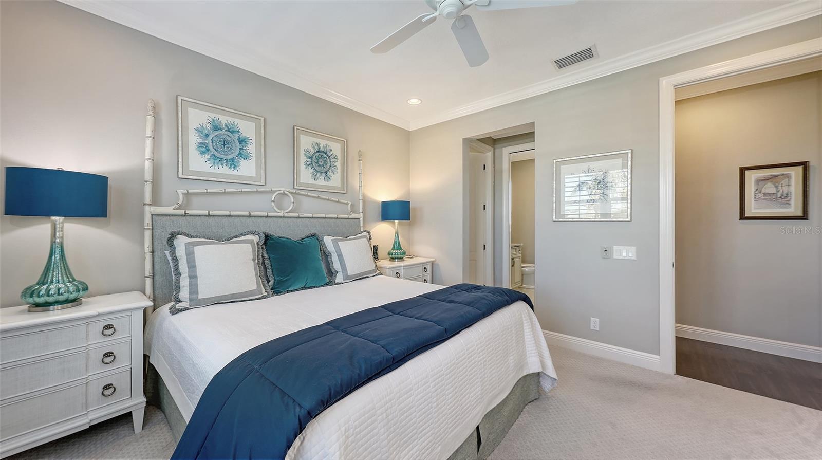 551 RANGER LN, LONGBOAT KEY, FL, 34228