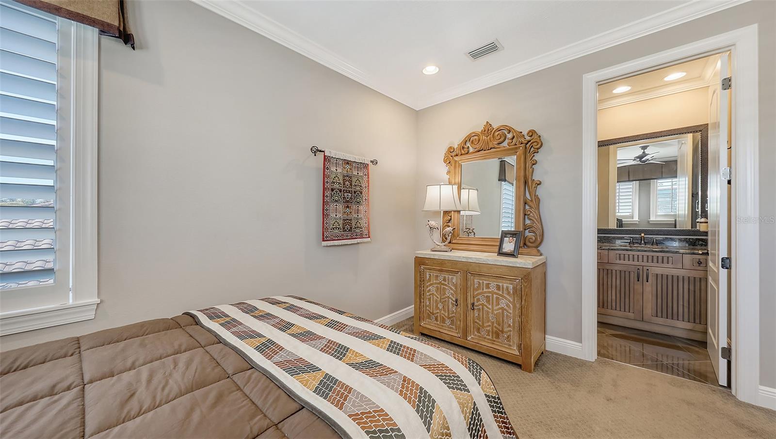 551 RANGER LN, LONGBOAT KEY, FL, 34228