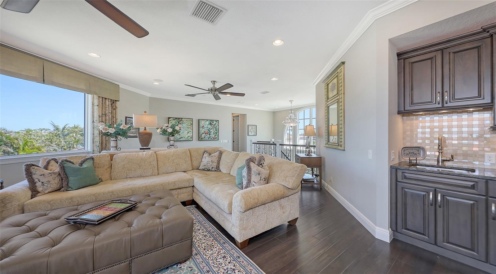 551 RANGER LN, LONGBOAT KEY, FL, 34228