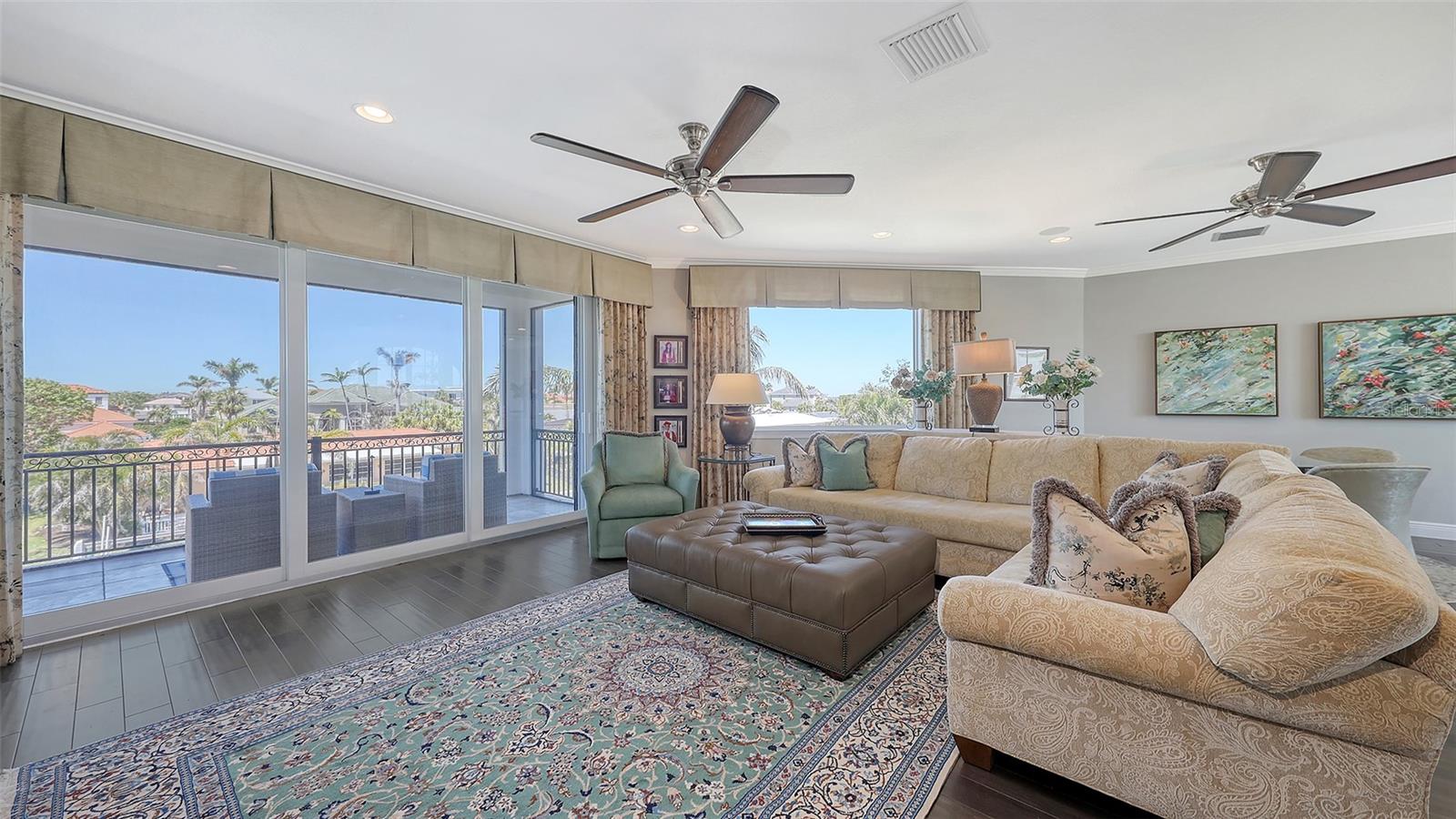 551 RANGER LN, LONGBOAT KEY, FL, 34228