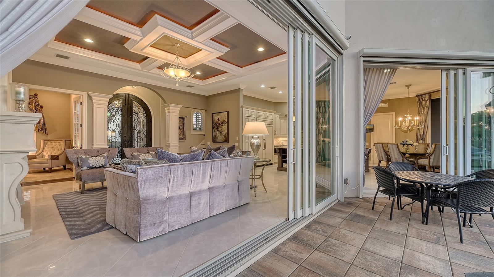 551 RANGER LN, LONGBOAT KEY, FL, 34228