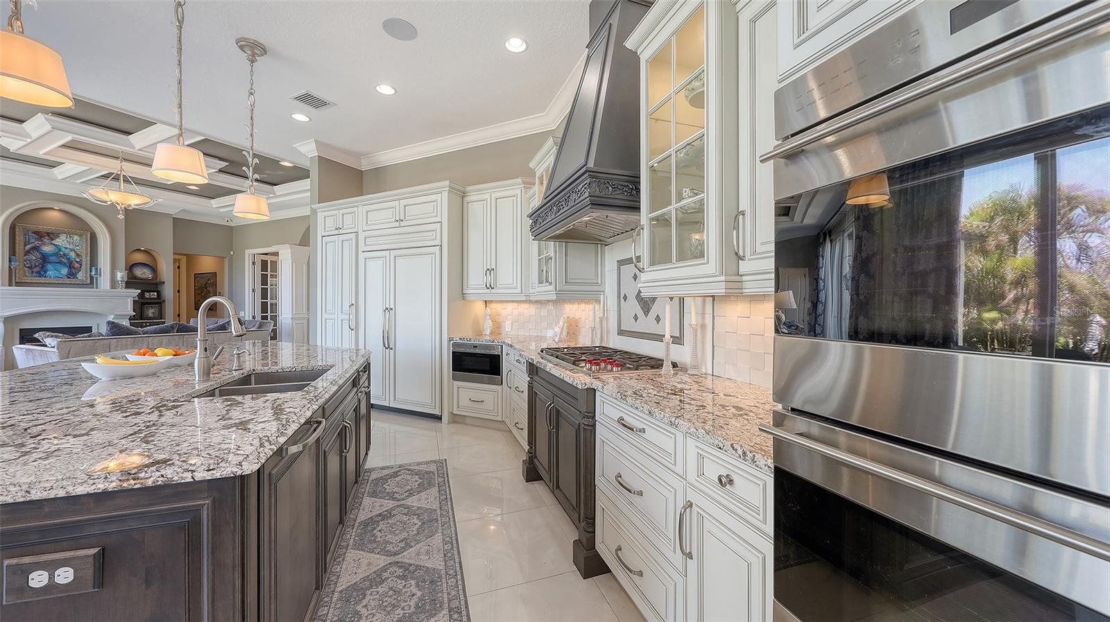 551 RANGER LN, LONGBOAT KEY, FL, 34228