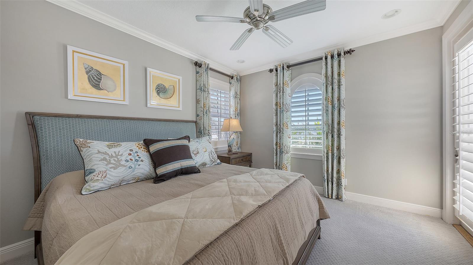 551 RANGER LN, LONGBOAT KEY, FL, 34228