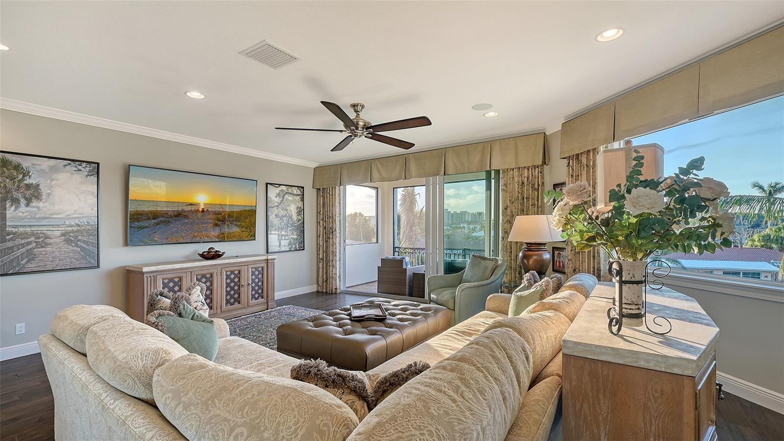 551 RANGER LN, LONGBOAT KEY, FL, 34228