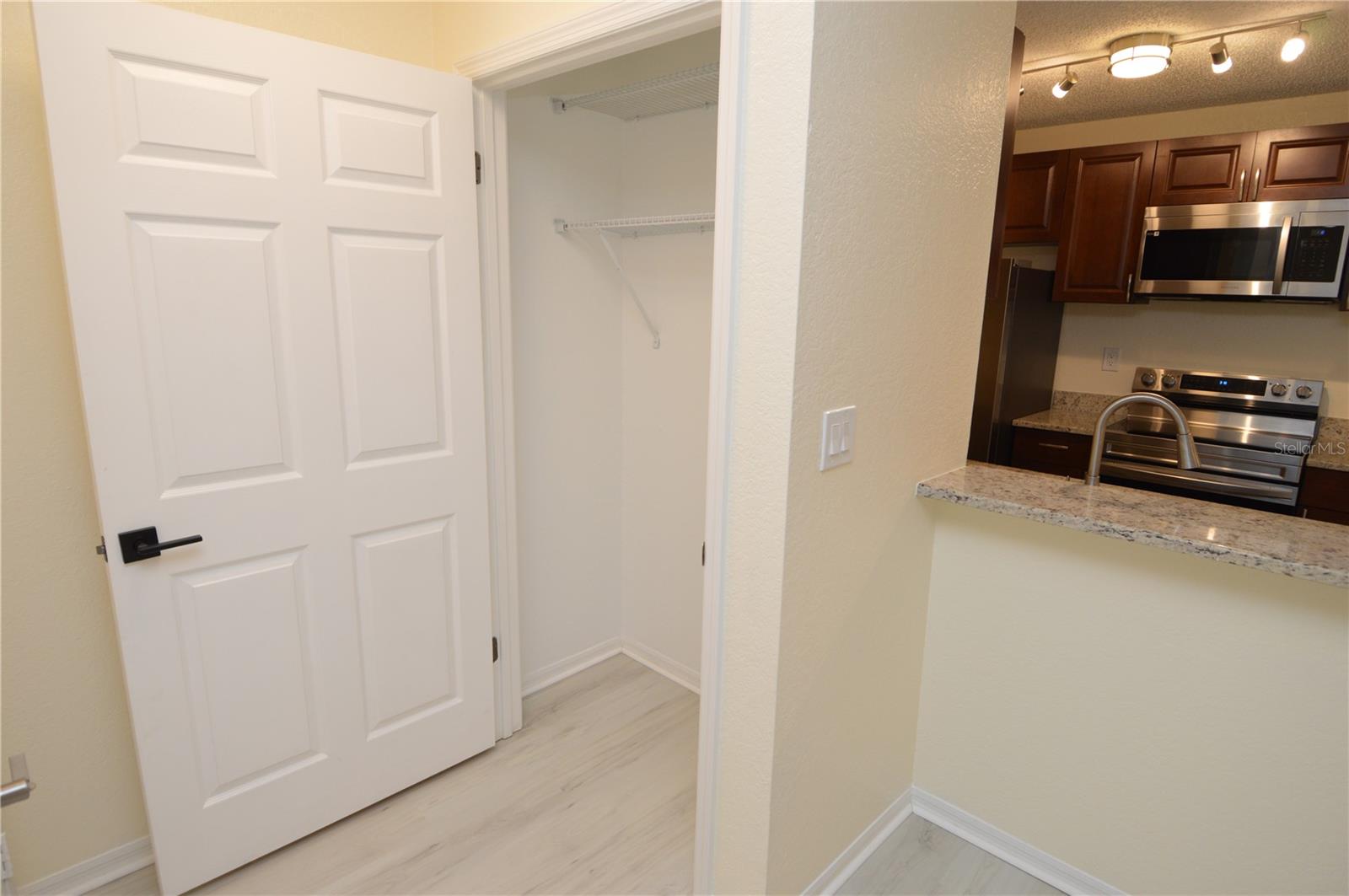 10265 GANDY BLVD N #707, ST PETERSBURG, FL, 33702