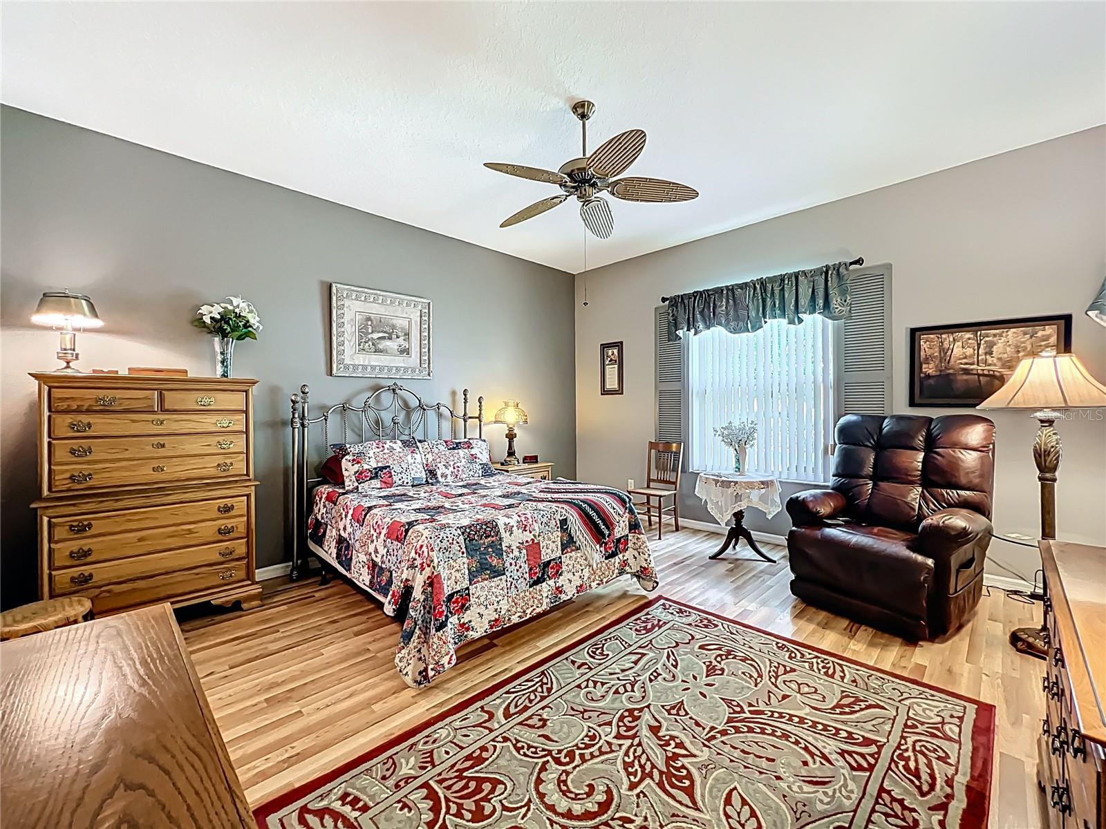 24112 ROBINWOOD ST, LEESBURG, FL, 34748