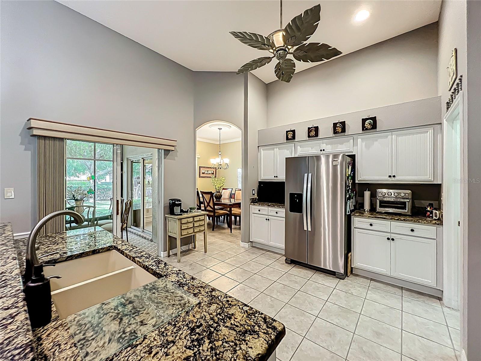 24112 ROBINWOOD ST, LEESBURG, FL, 34748