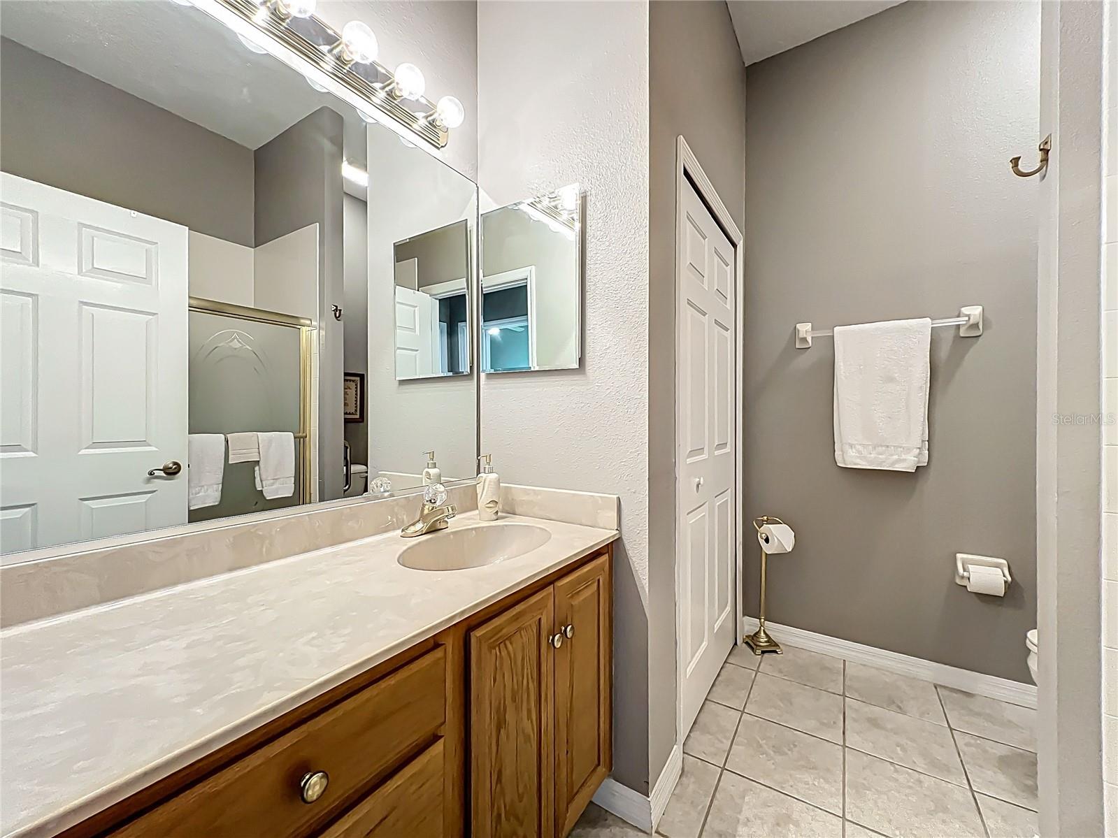 24112 ROBINWOOD ST, LEESBURG, FL, 34748