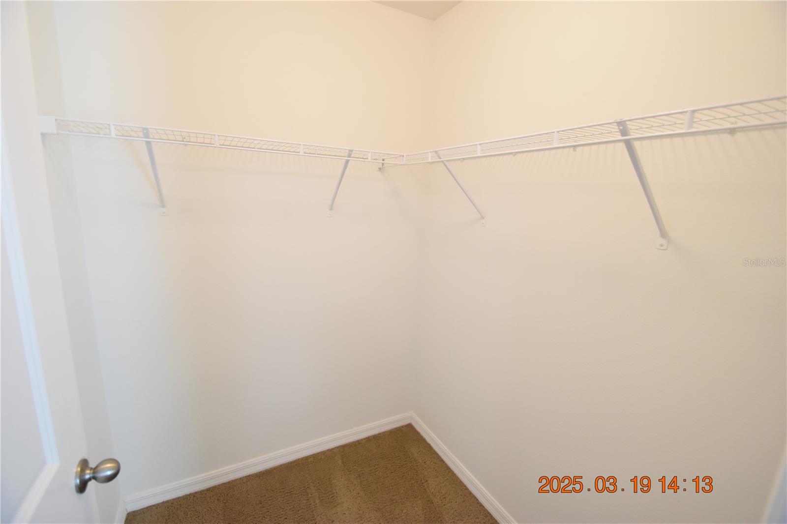 10233 MANGROVE WELL RD, SUN CITY CENTER, FL, 33573