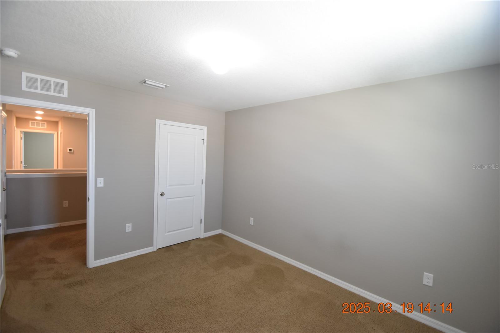 10233 MANGROVE WELL RD, SUN CITY CENTER, FL, 33573