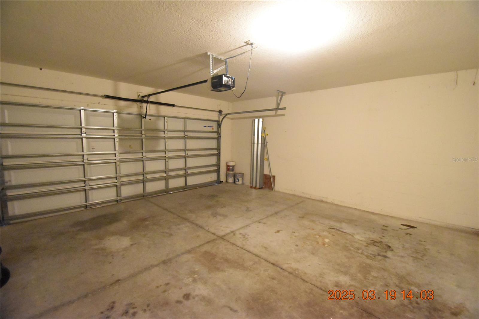 10233 MANGROVE WELL RD, SUN CITY CENTER, FL, 33573