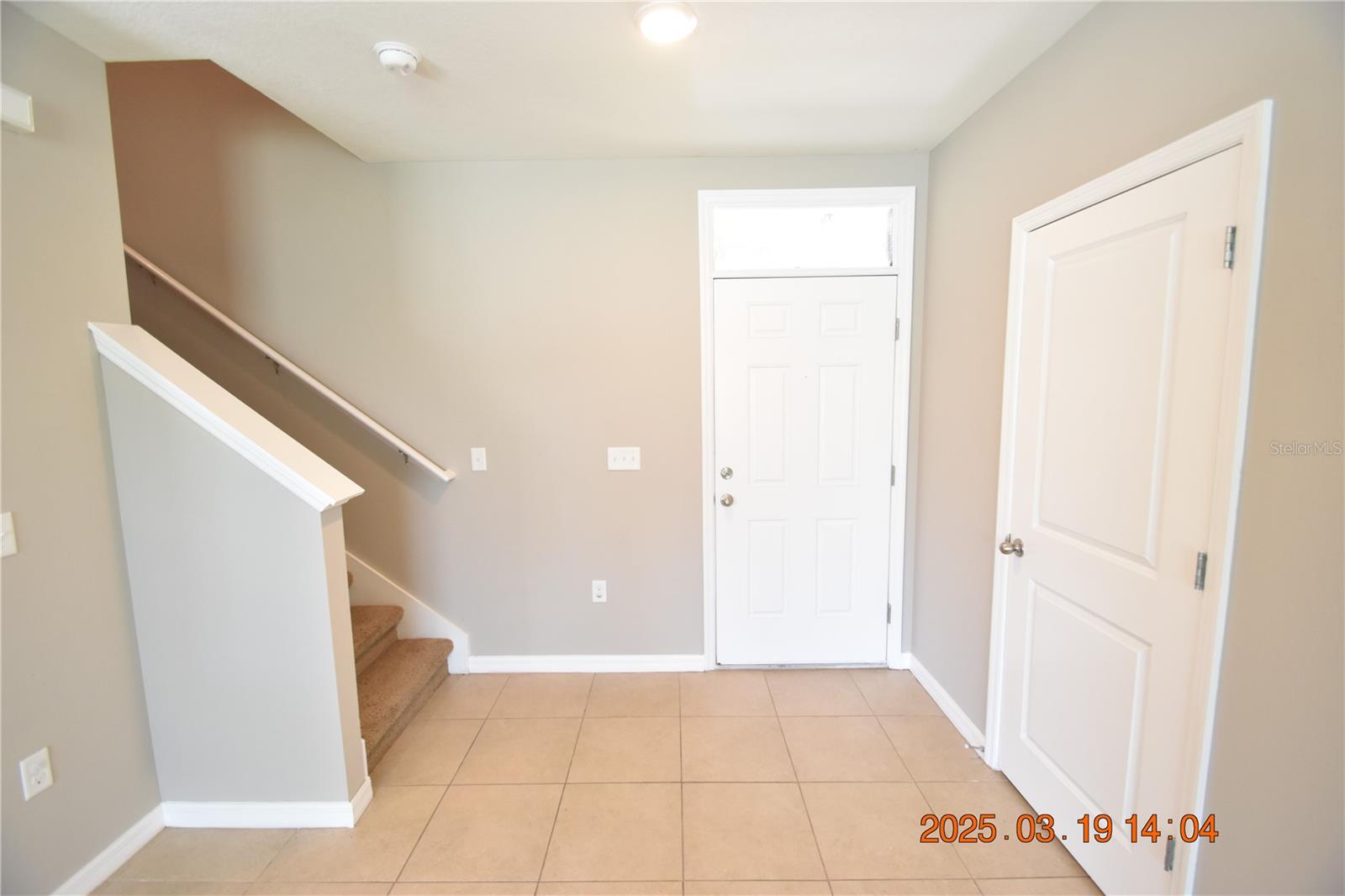 10233 MANGROVE WELL RD, SUN CITY CENTER, FL, 33573