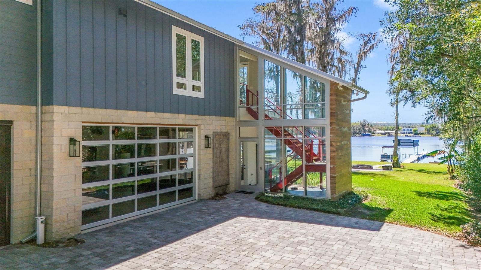 5824 N DEAN RD, ORLANDO, FL, 32817