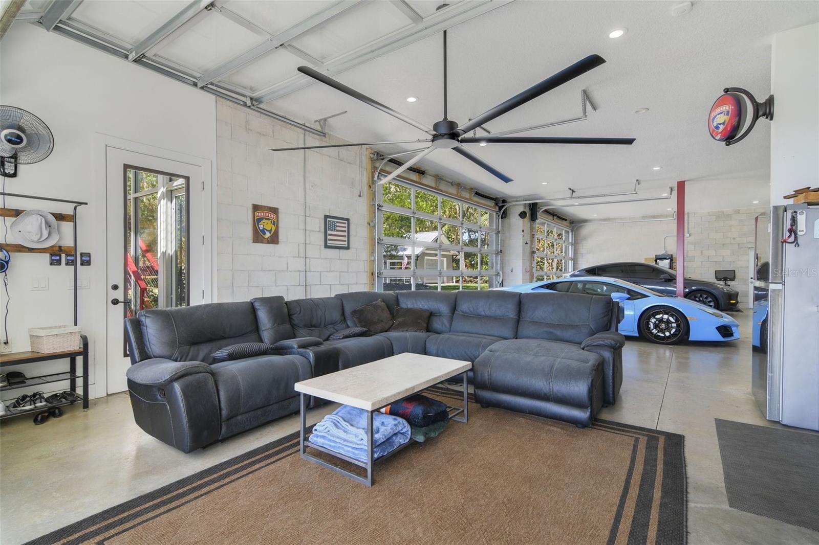 5824 N DEAN RD, ORLANDO, FL, 32817