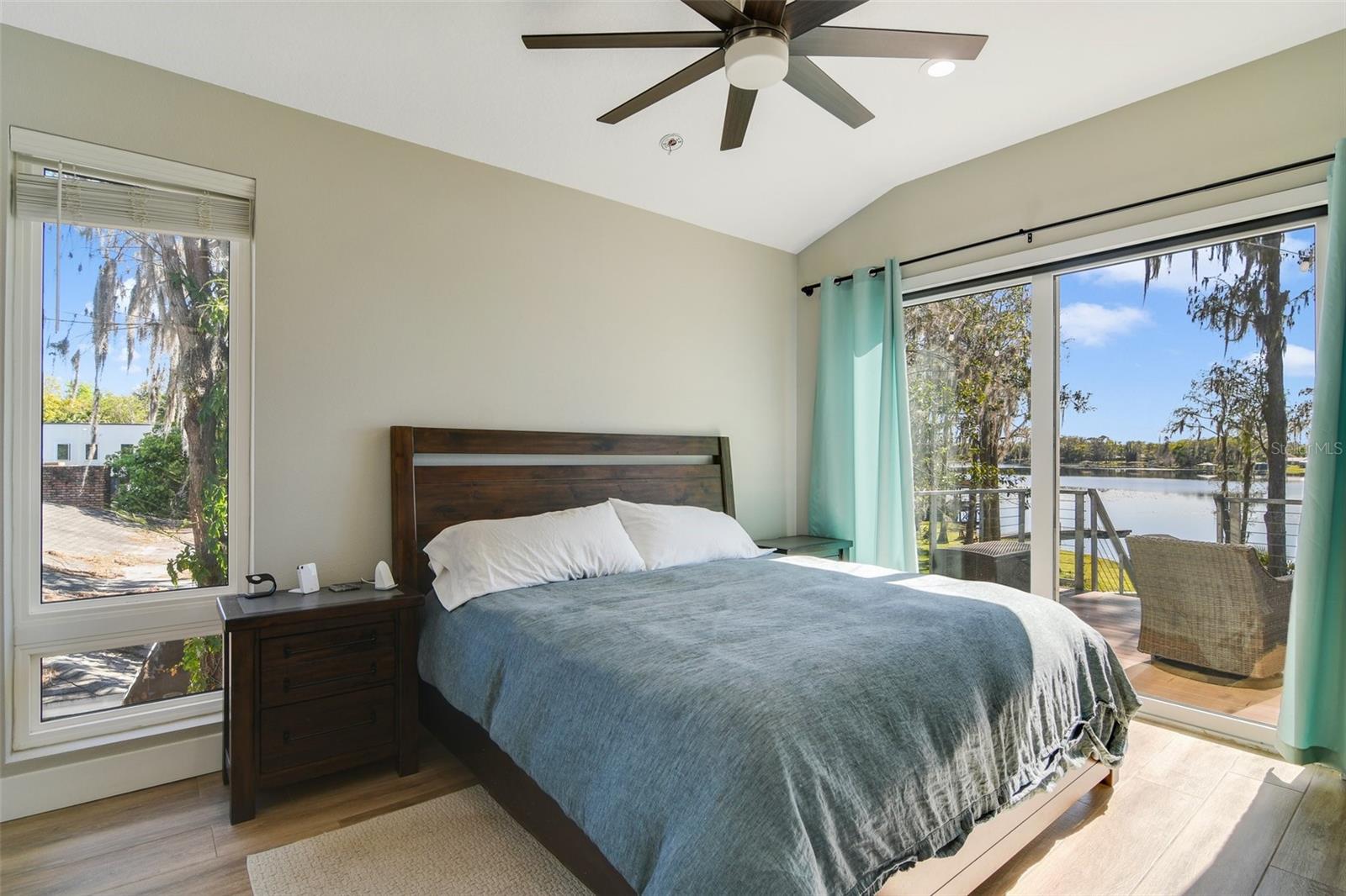 5824 N DEAN RD, ORLANDO, FL, 32817