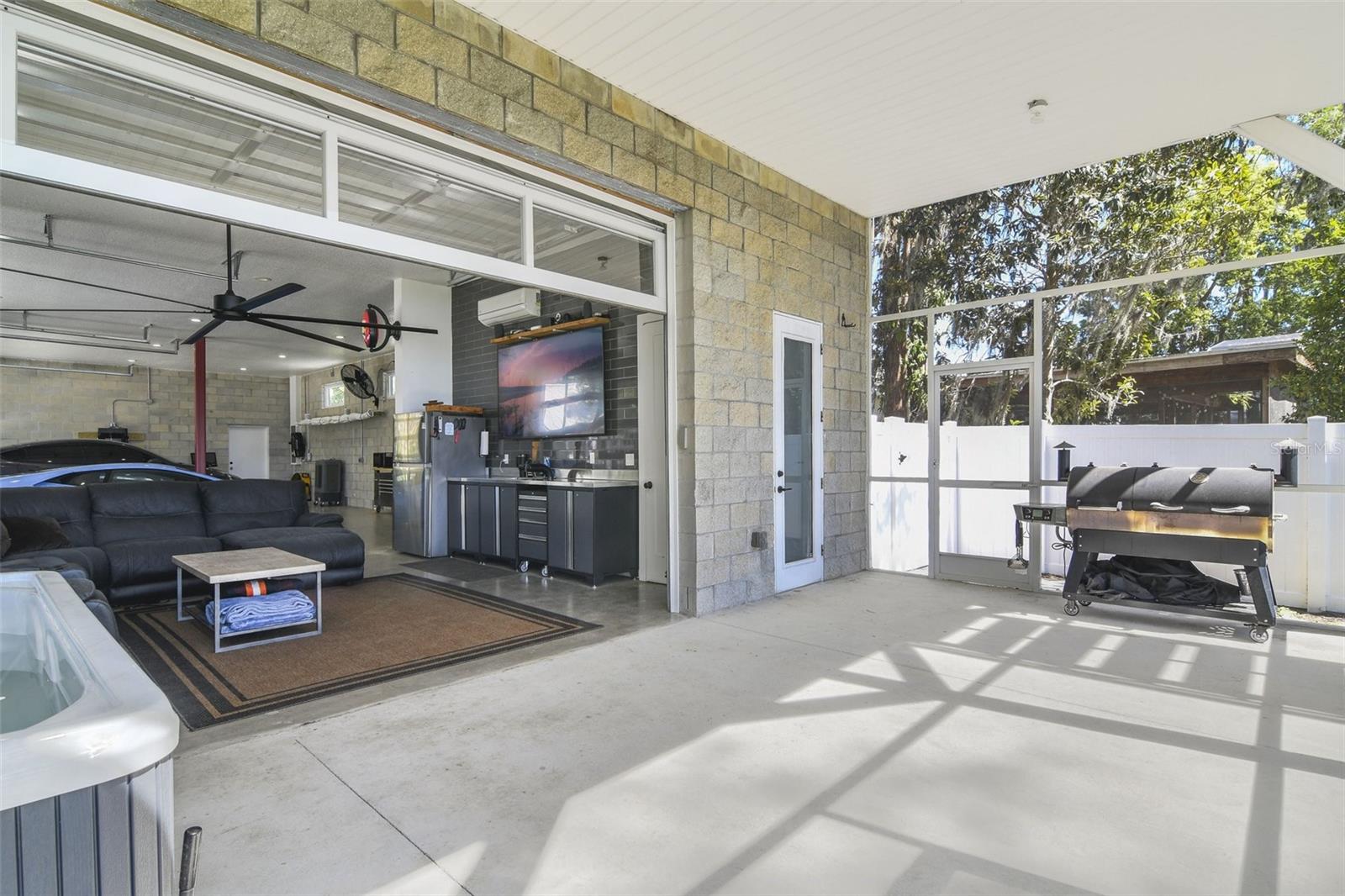 5824 N DEAN RD, ORLANDO, FL, 32817