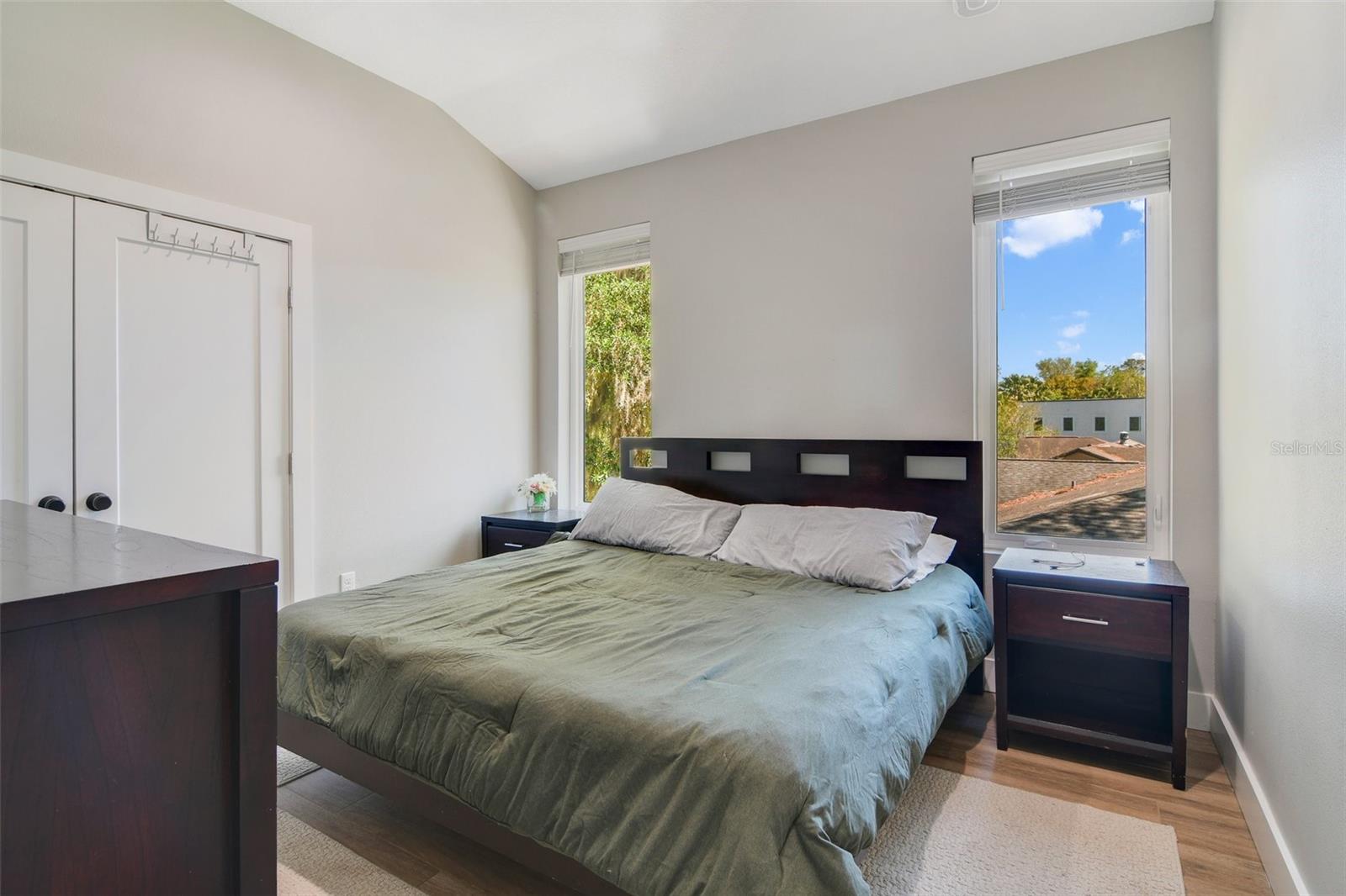 5824 N DEAN RD, ORLANDO, FL, 32817