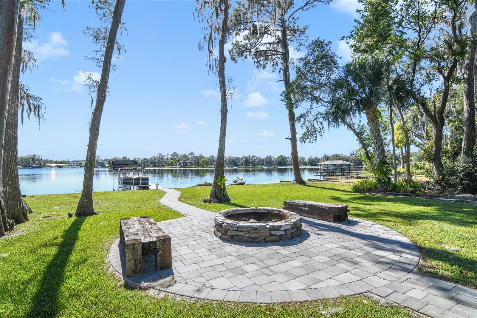 5824 N DEAN RD, ORLANDO, FL, 32817