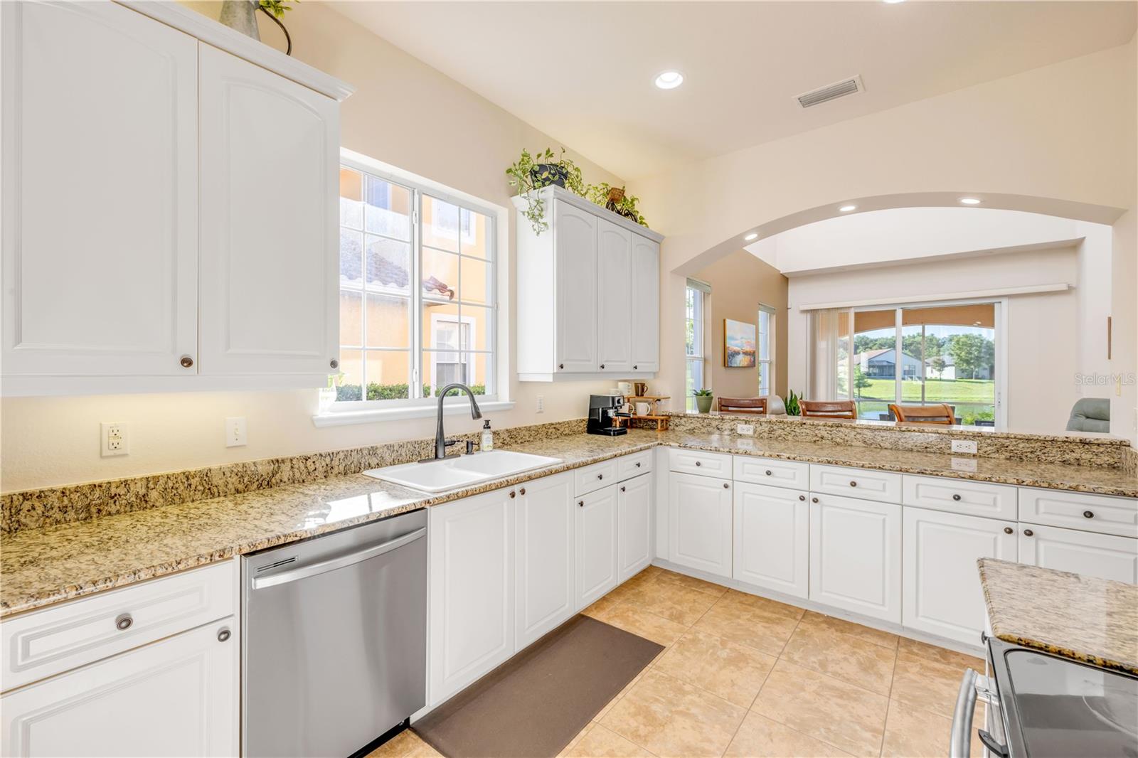 3145 CONNEMARA DR, ORMOND BEACH, FL, 32174