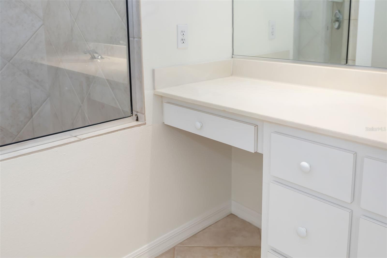 664 SILK OAK DR, VENICE, FL, 34293