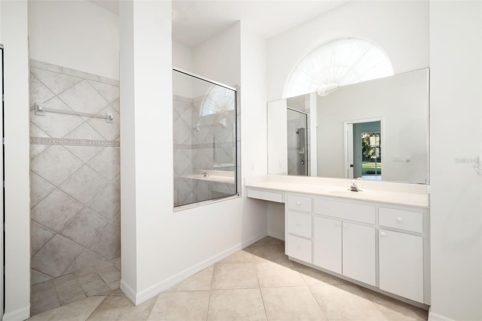 664 SILK OAK DR, VENICE, FL, 34293