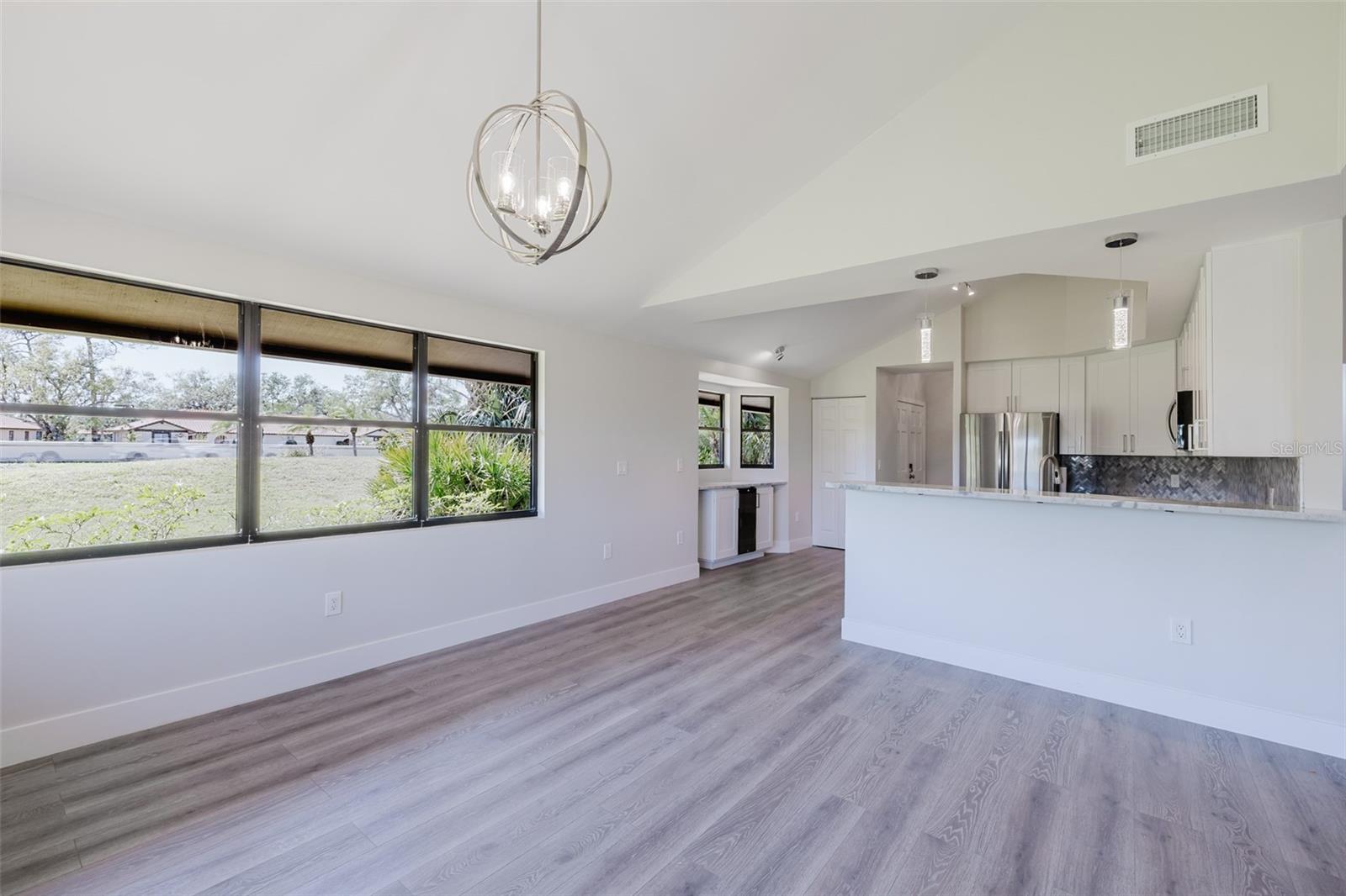 5604 DORAL DR, SARASOTA, FL, 34243