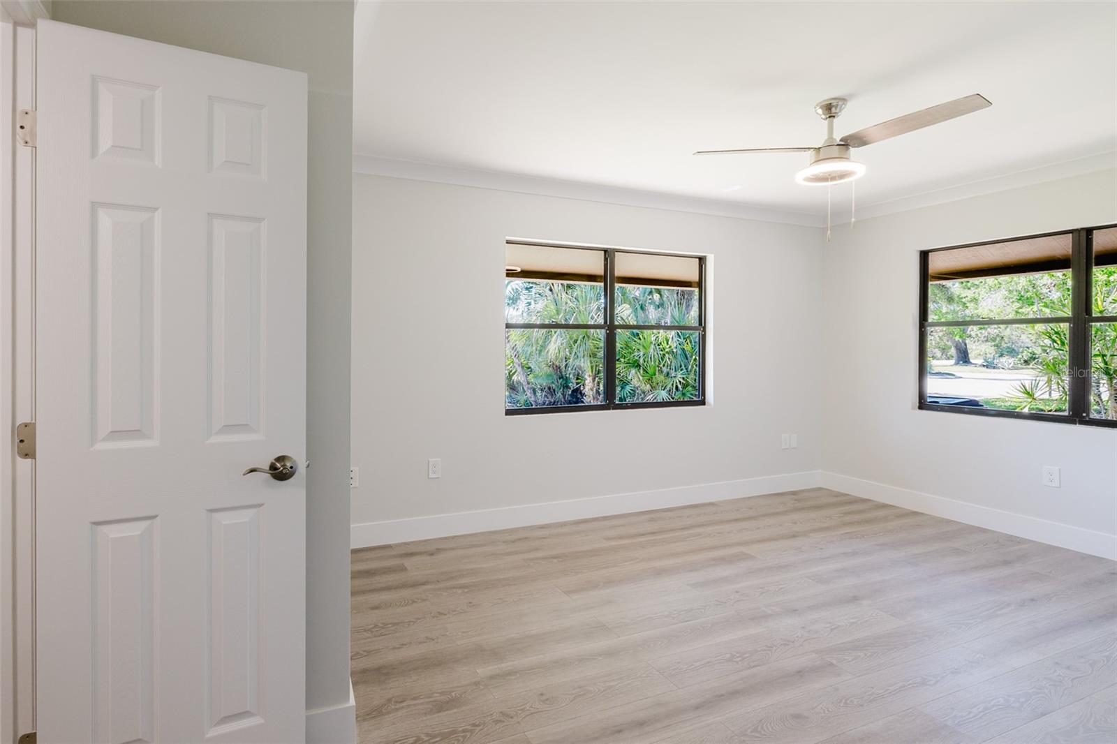 5604 DORAL DR, SARASOTA, FL, 34243
