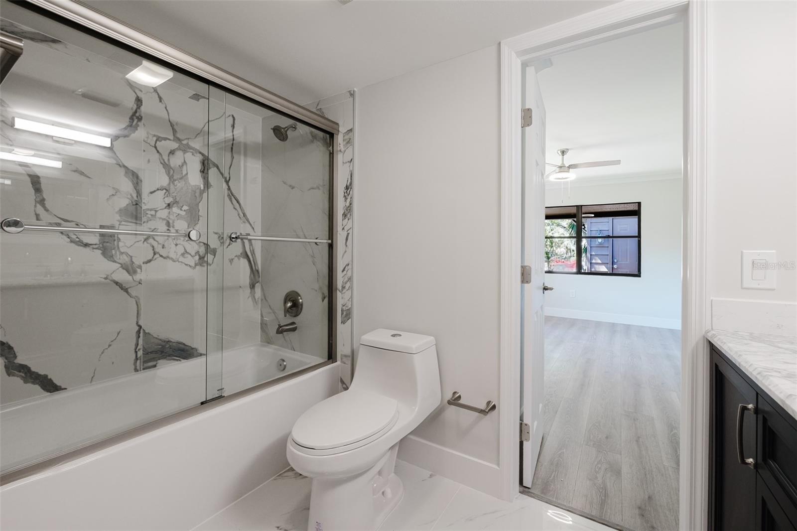 5604 DORAL DR, SARASOTA, FL, 34243