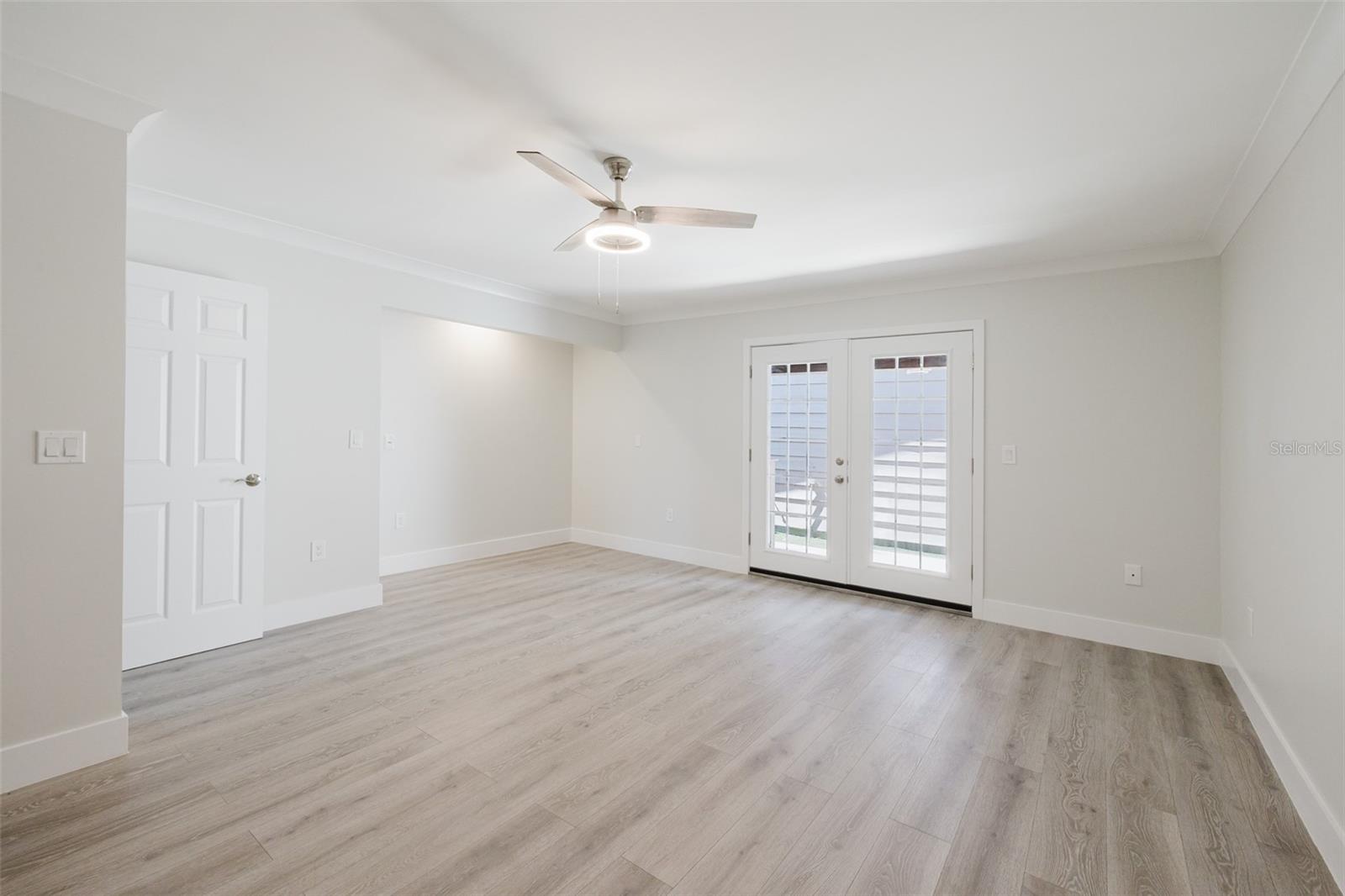5604 DORAL DR, SARASOTA, FL, 34243