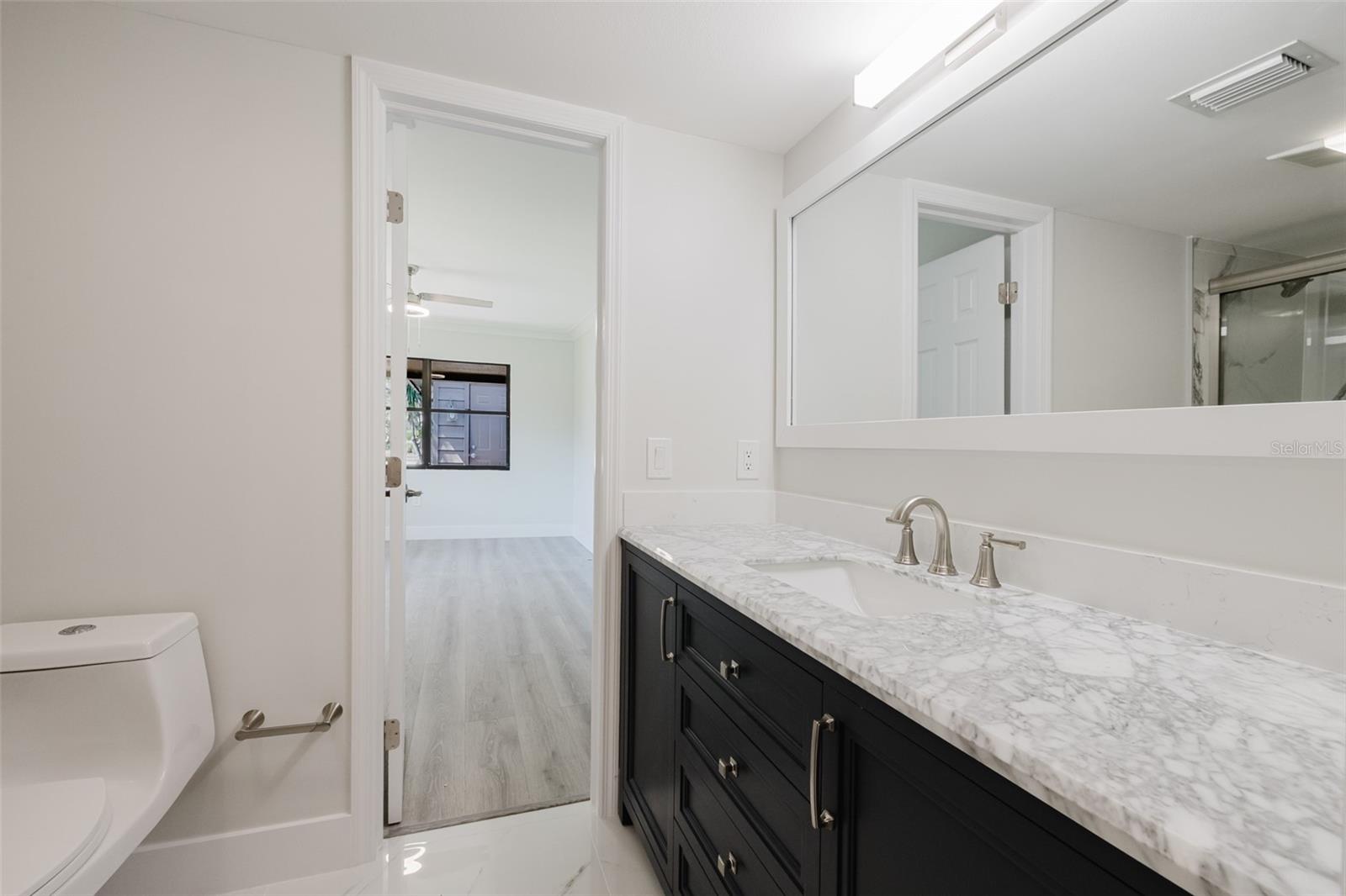 5604 DORAL DR, SARASOTA, FL, 34243