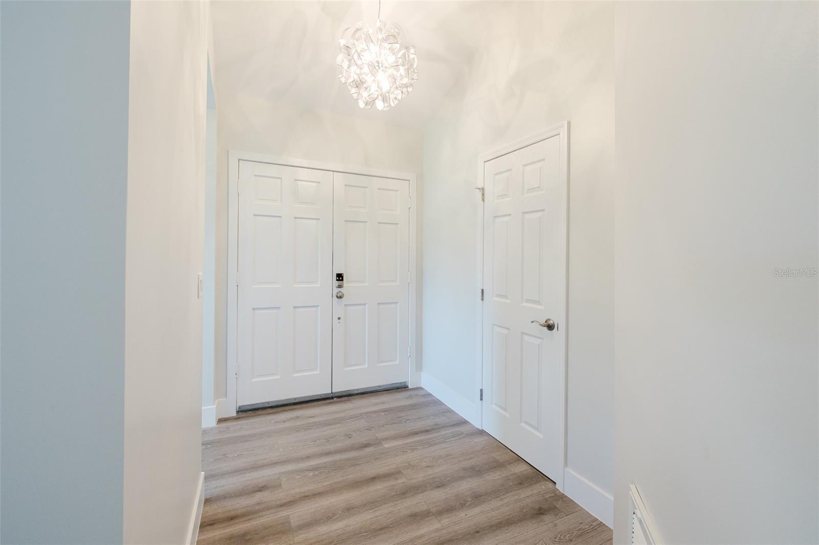 5604 DORAL DR, SARASOTA, FL, 34243