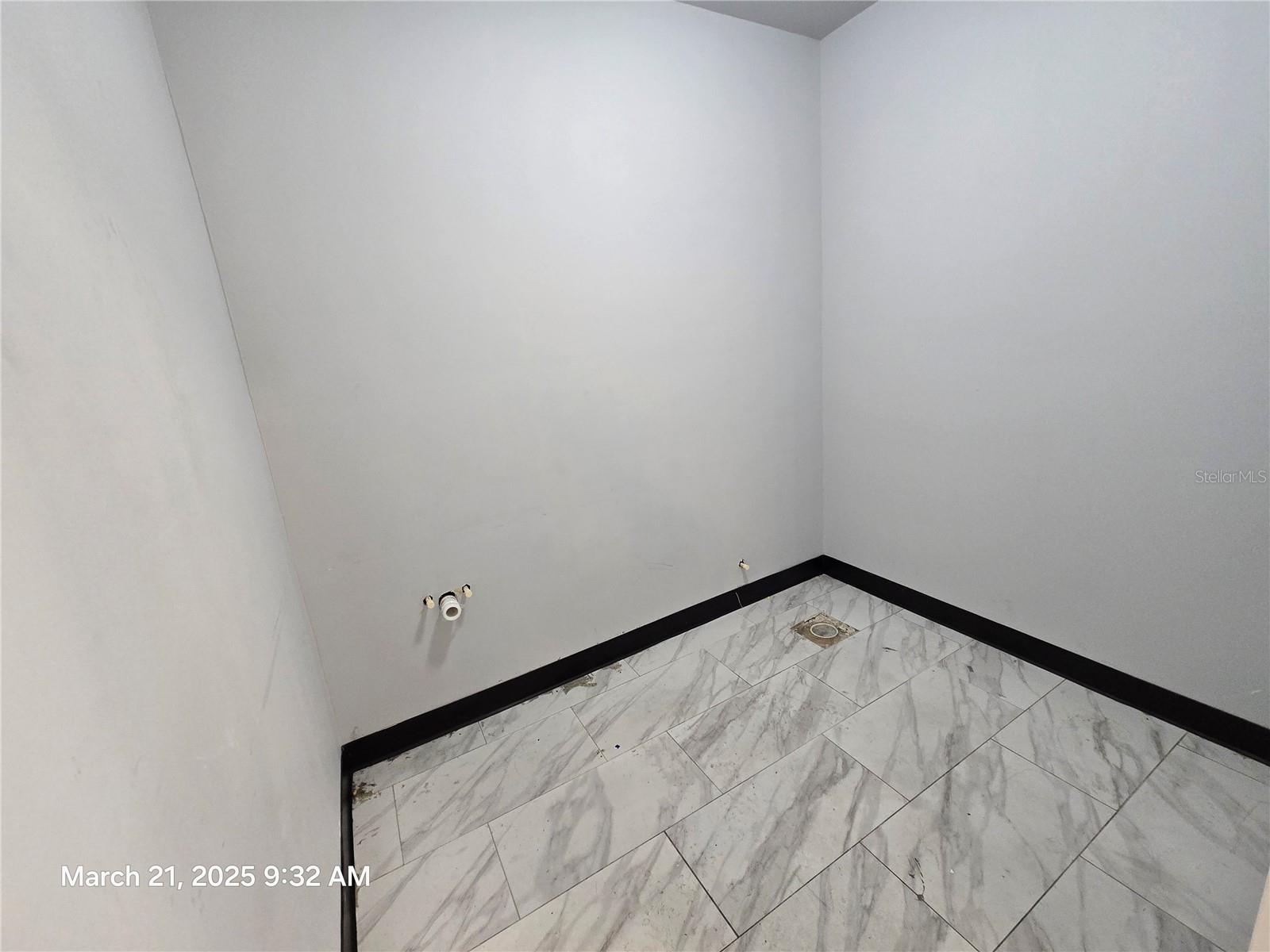 7901 KINGSPOINTE PKWY #23, ORLANDO, FL, 32819