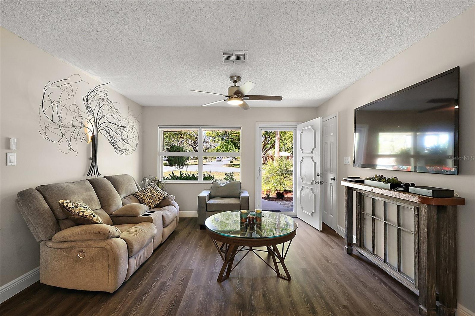 3860 BRANCH AVE, MOUNT DORA, FL, 32757