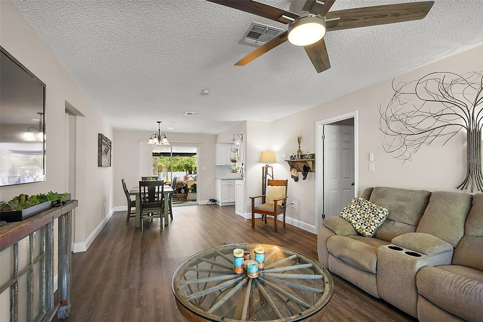3860 BRANCH AVE, MOUNT DORA, FL, 32757