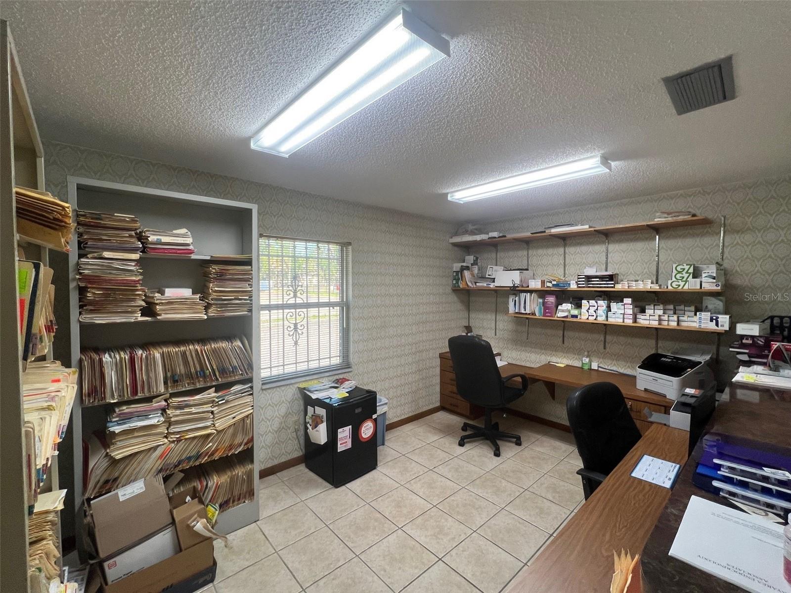 205 N PLANT AVE, PLANT CITY, FL, 33563