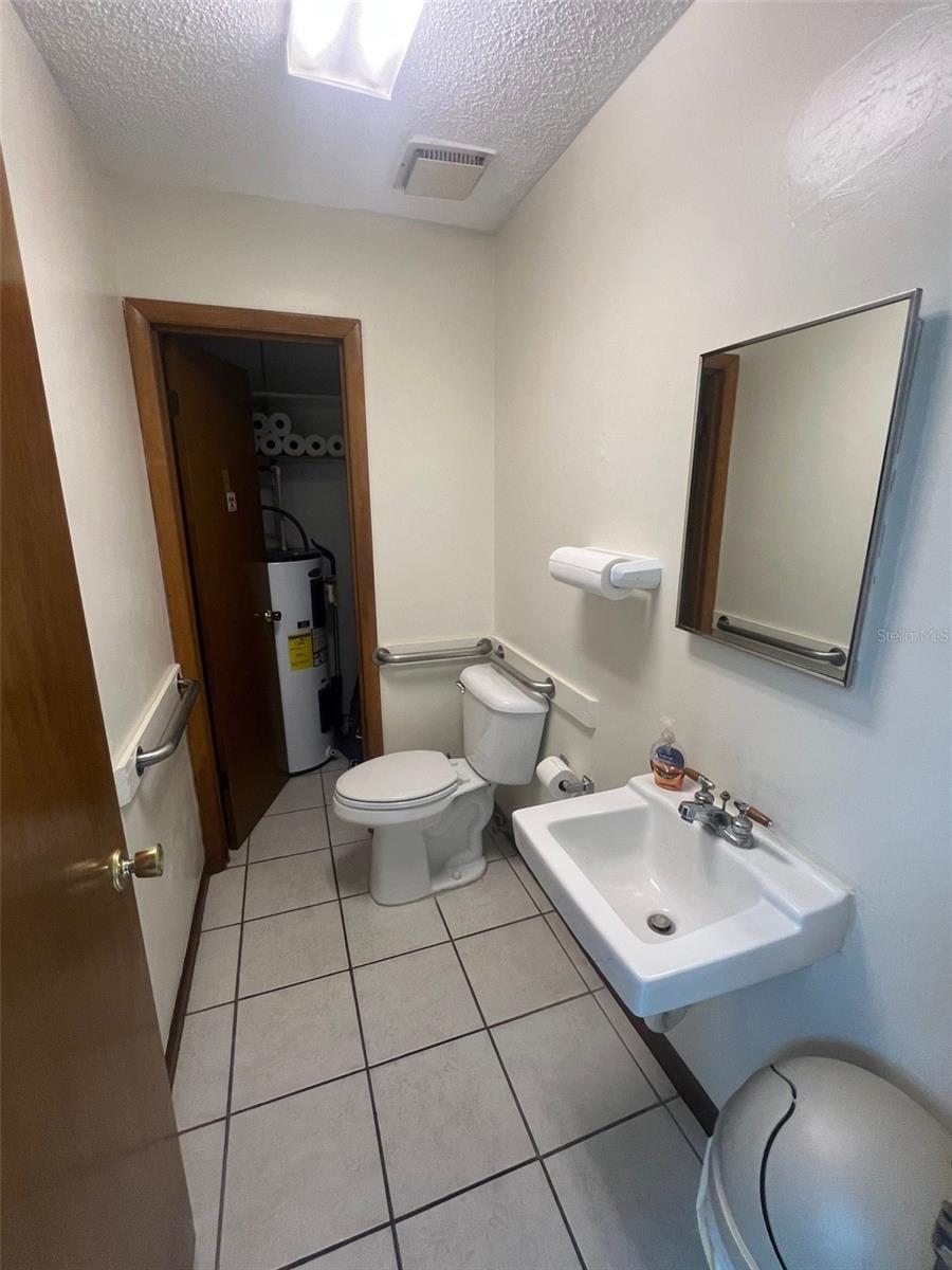 205 N PLANT AVE, PLANT CITY, FL, 33563