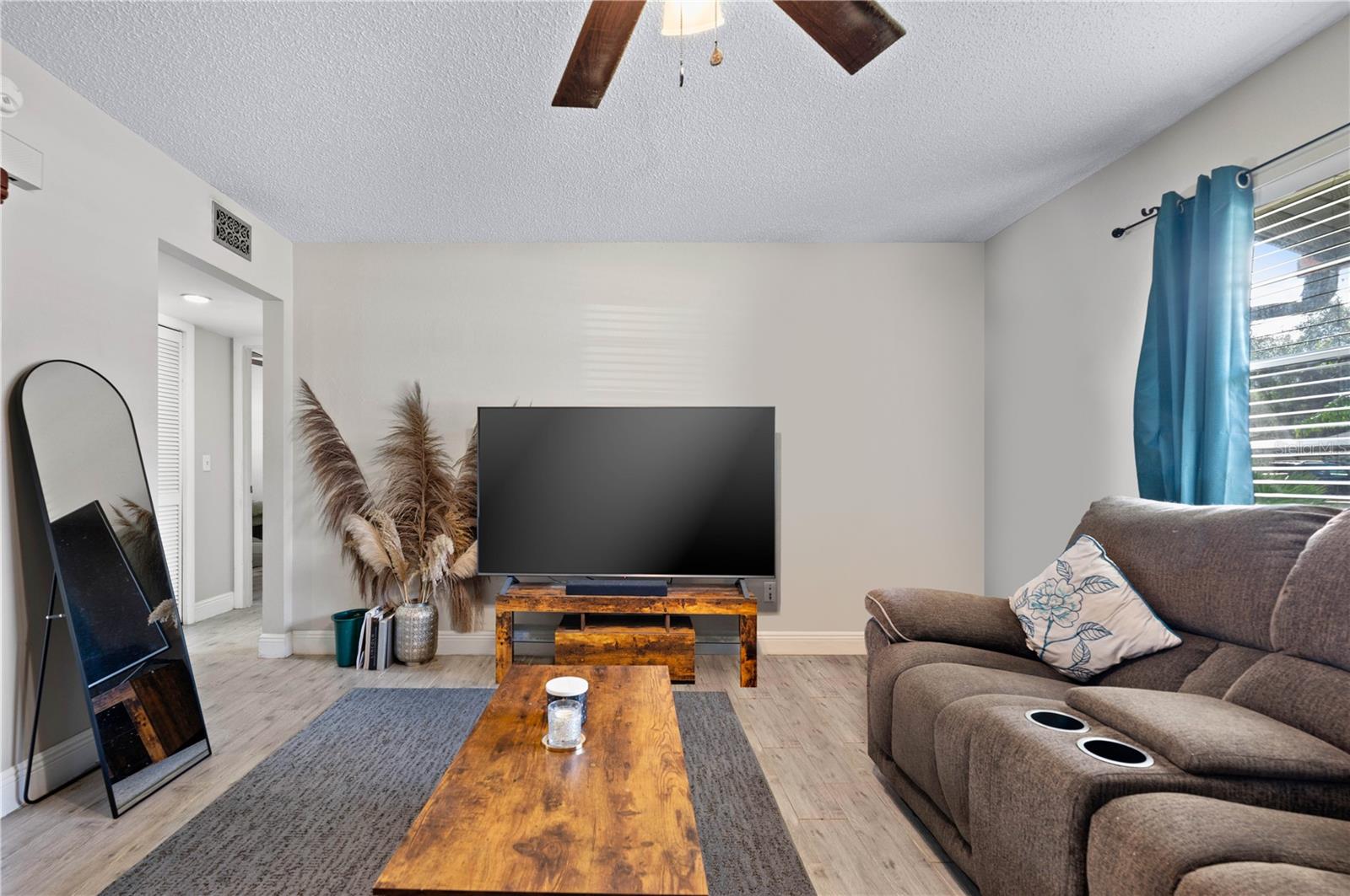 2415 INDIA PALM DR, EDGEWATER, FL, 32141