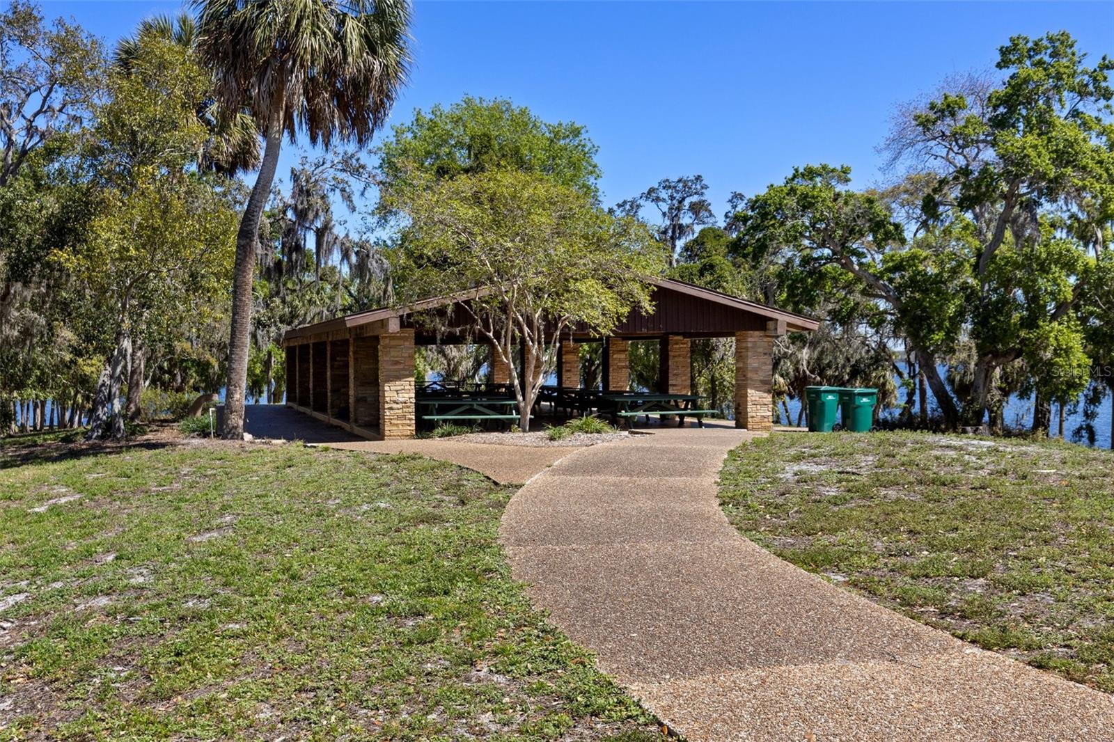14 CYPRESS DR, PALM HARBOR, FL, 34684