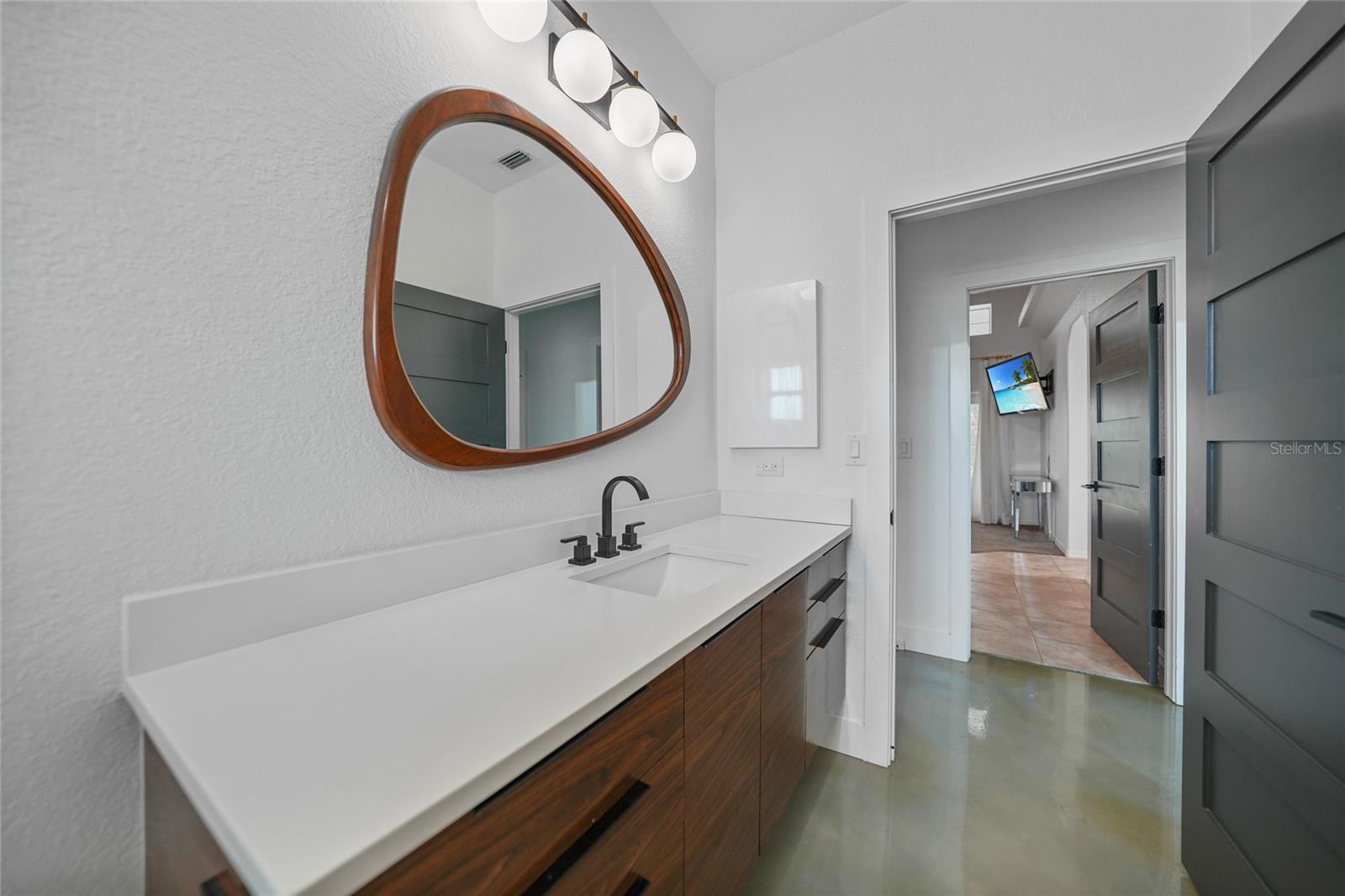 16180 FOREST GLEN CT, PUNTA GORDA, FL, 33982