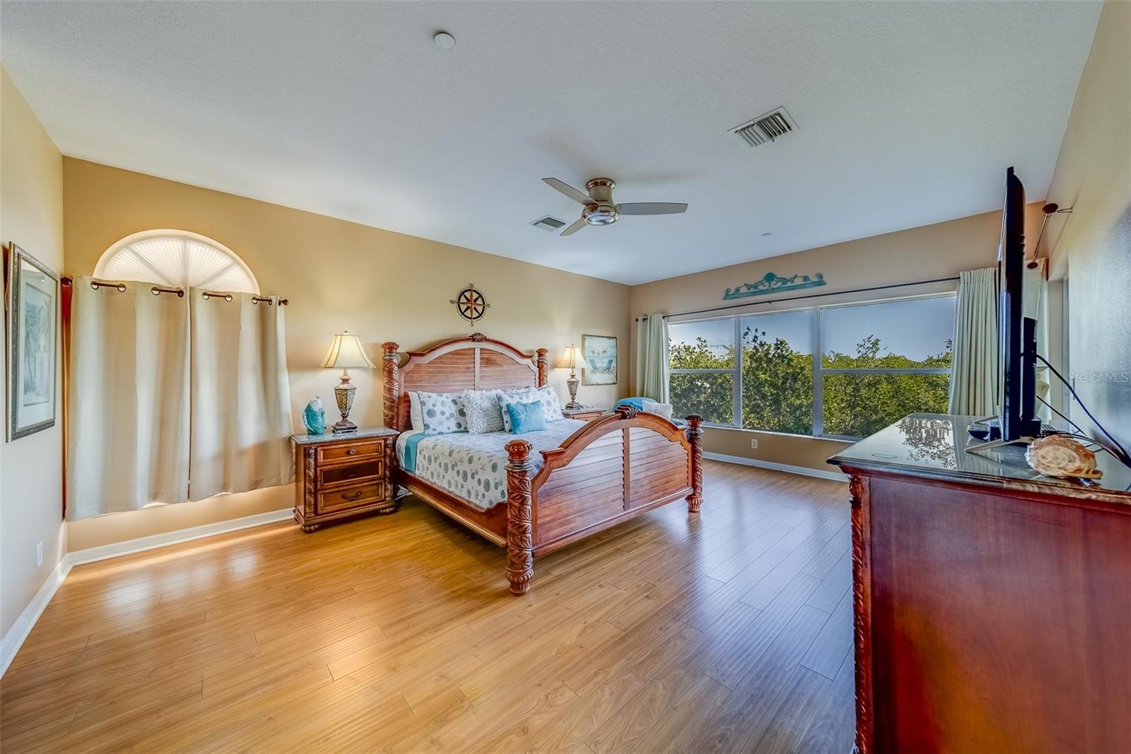 19829 GULF BLVD #601, INDIAN SHORES, FL, 33785
