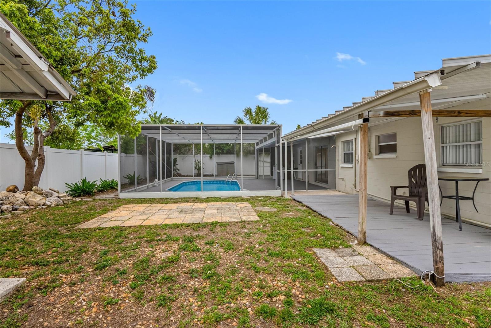 5103 TOWN N COUNTRY BLVD, TAMPA, FL, 33615
