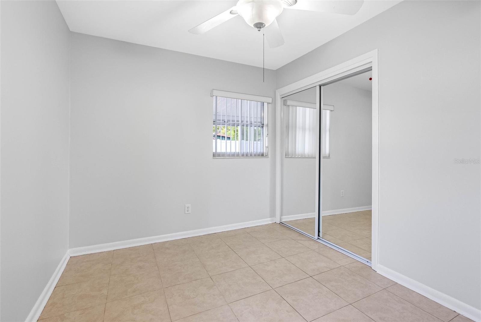5103 TOWN N COUNTRY BLVD, TAMPA, FL, 33615