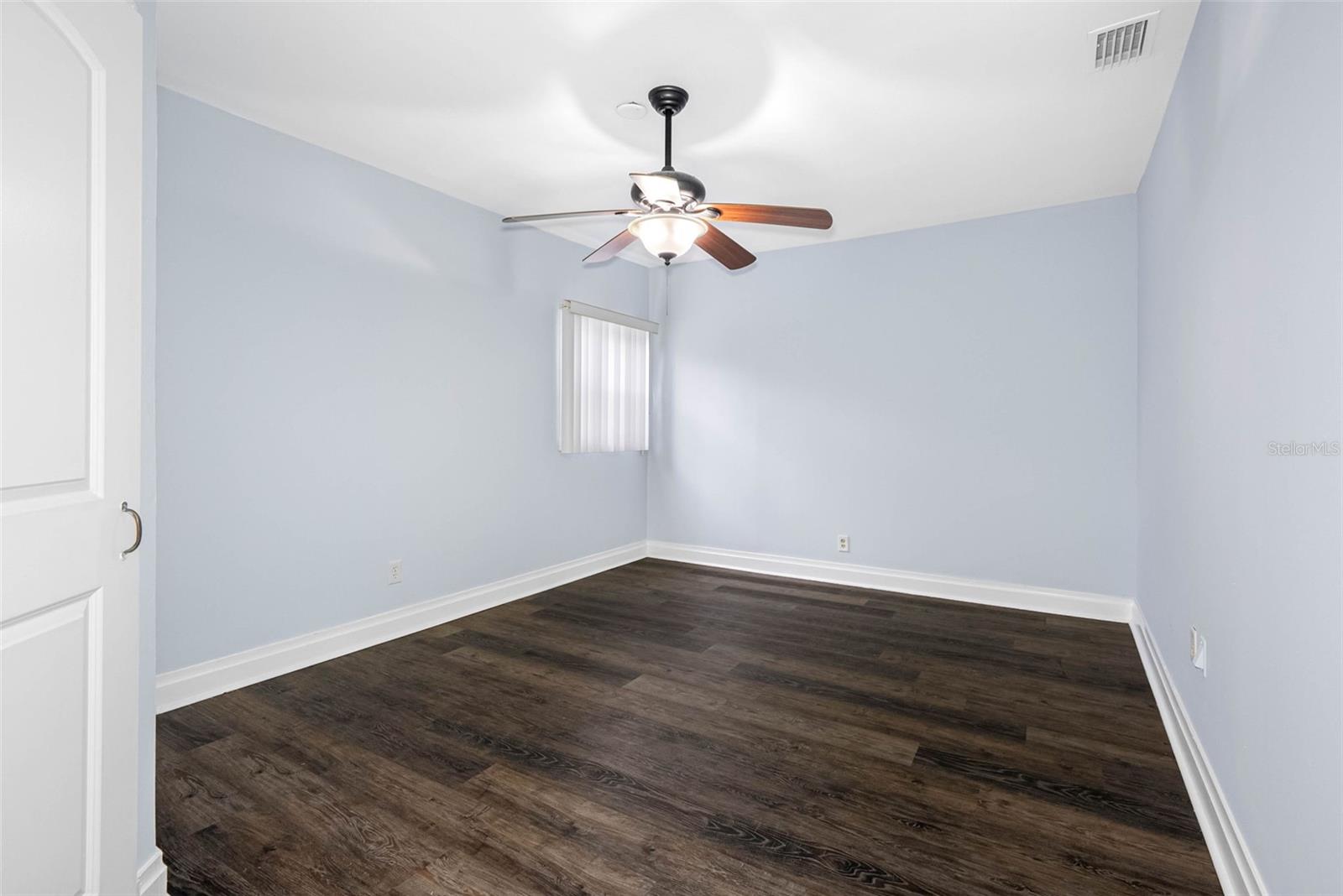 5103 TOWN N COUNTRY BLVD, TAMPA, FL, 33615