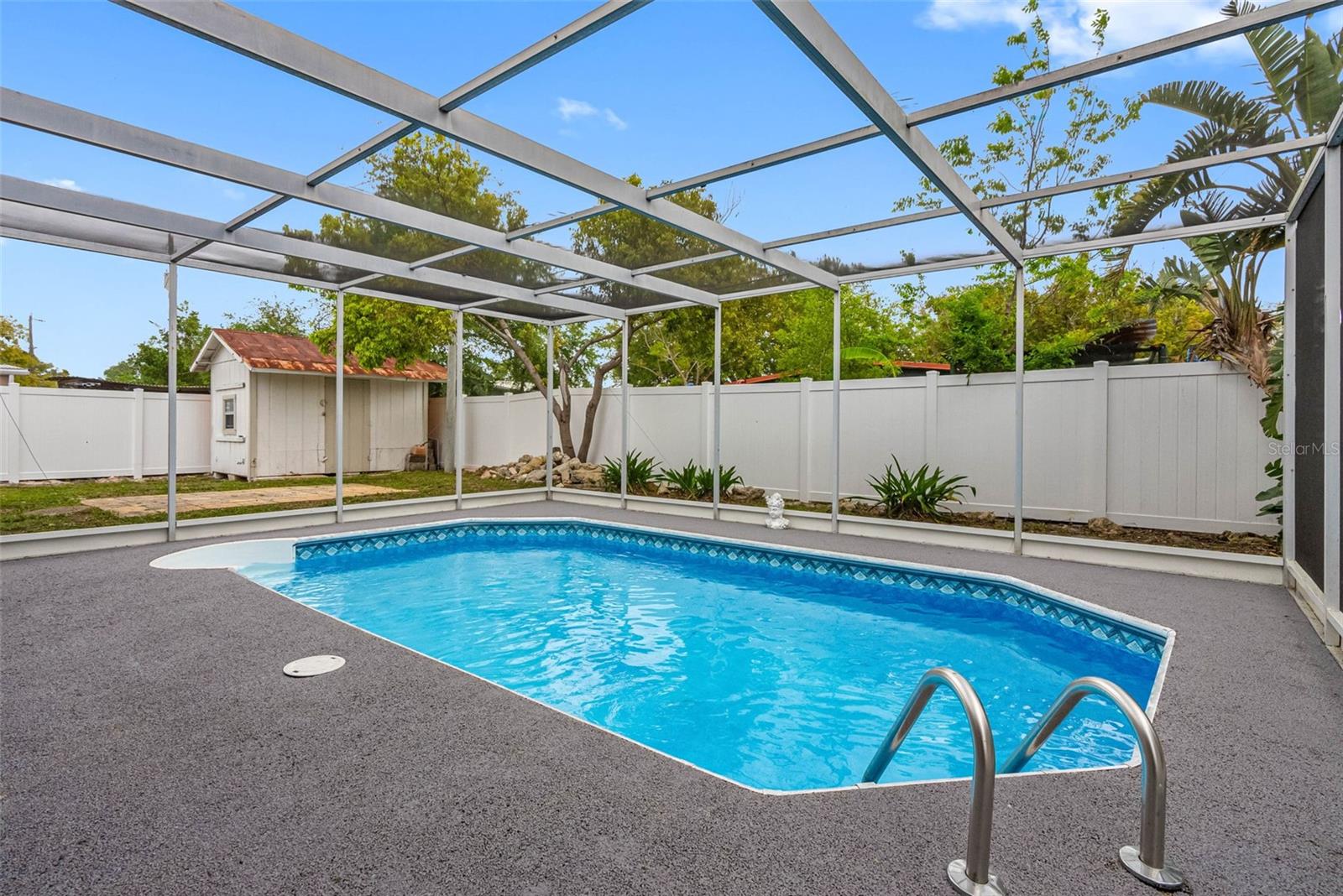 5103 TOWN N COUNTRY BLVD, TAMPA, FL, 33615
