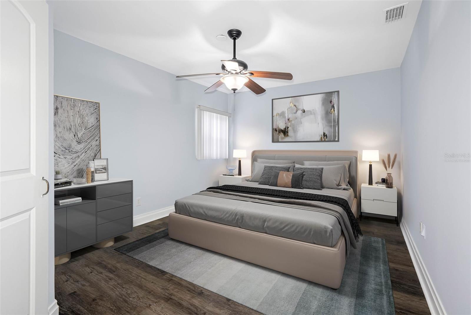 5103 TOWN N COUNTRY BLVD, TAMPA, FL, 33615